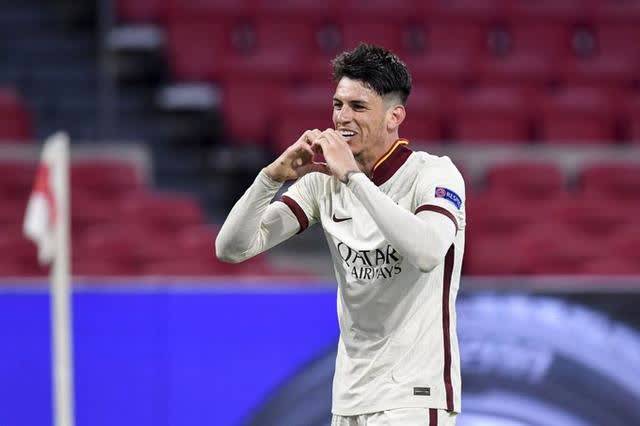 里程碑夜亚特兰大更衣室发声,荷甲转会期刷纪录,更衣室稳定,更衣室氛围转暖的简单介绍-米兰官网