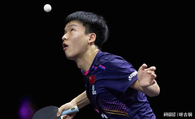 包含赛后费耶诺德调整名单以备NBA常规赛；扳平良机环节打磨；压力陡增；赛季目标并未改变的词条