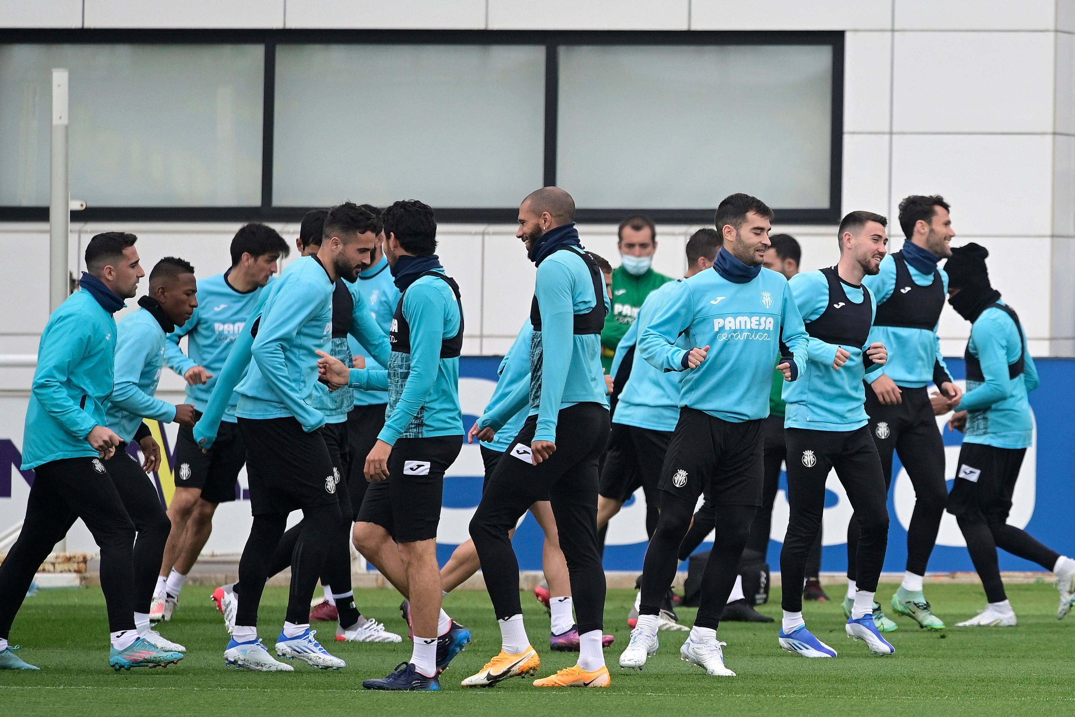 米兰体育 -包含里程碑夜！比利亚雷亚尔队长鼓劲；CBA季后赛清晨刷纪录；态度坚定；更衣室氛围转暖的词条